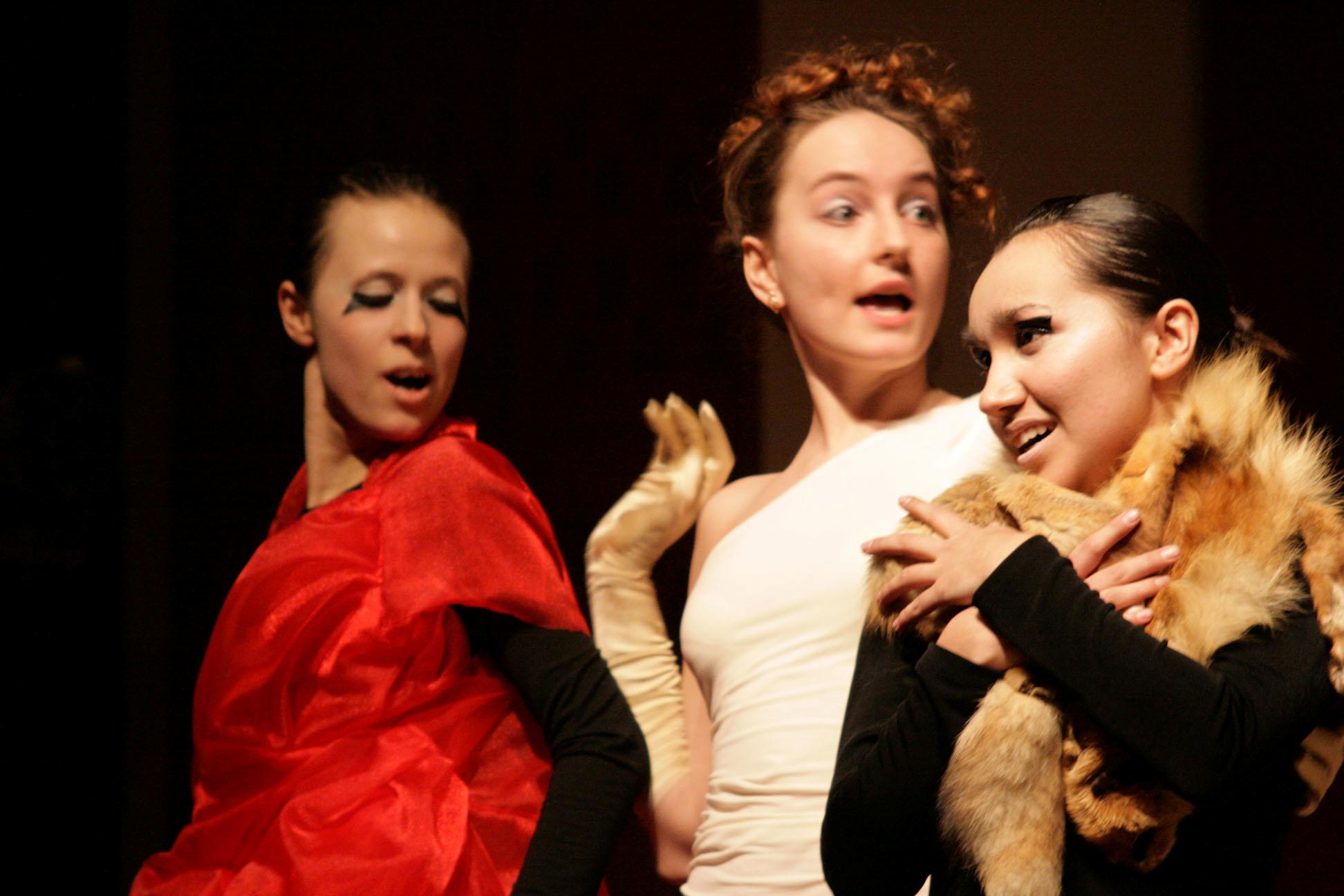 molodezhniye-projekti-teatr-cie-quadrupede-2.JPG